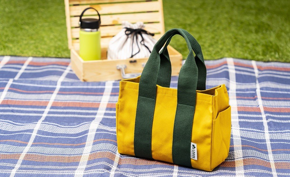 眼鏡市場「2025福袋」のアウトドアブランド「LOGOS」とのコラボトート