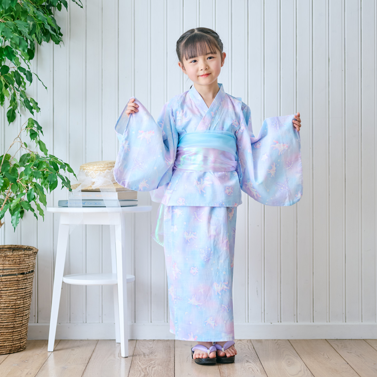 マザーガーデン」から3種類の浴衣が登場 